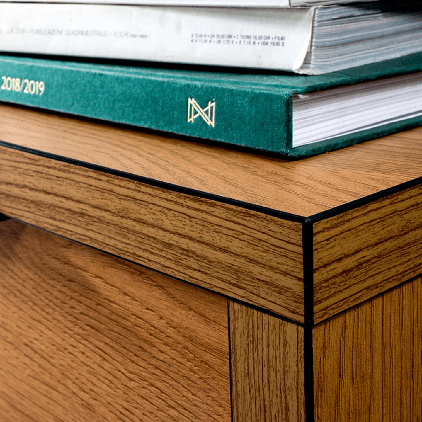 Szafka RTV Lorensa 159 cm Dąb Karmel